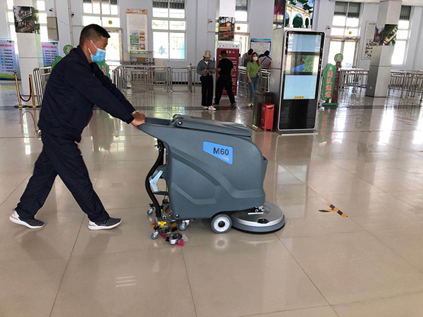重庆手推式午夜APP下载网站清洁客运站